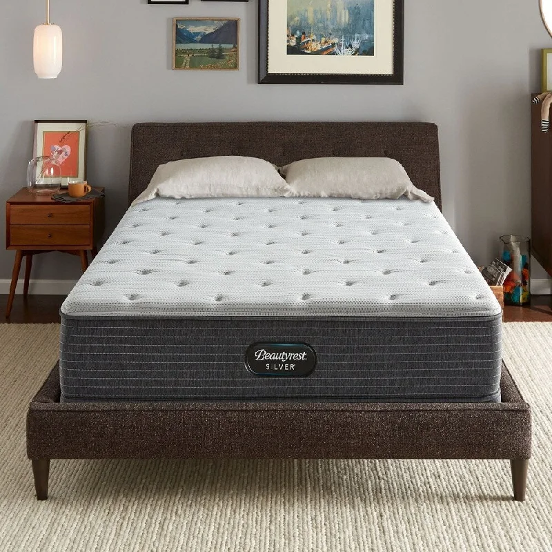 Beautyrest Silver BRS900 12-inch Medium Innerspring Mattress Set