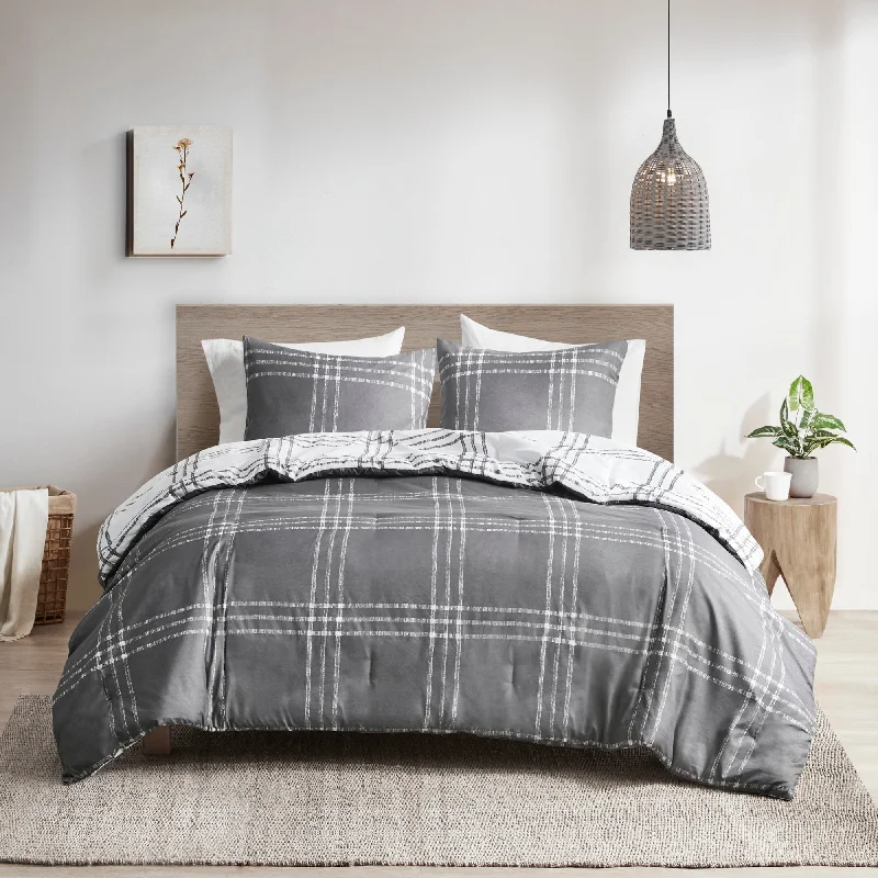 Intelligent Design Nathan Plaid Reversible Comforter Set