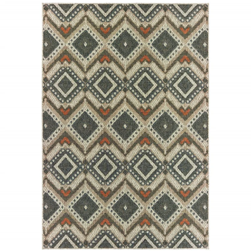 10' X 13' Geometric Stain Resistant Indoor / Outdoor Area Rug - Gray