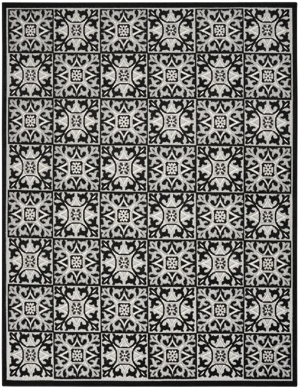 4' X 6' Fleur De Lis Stain Resistant Non Skid Area Rug - Black / White