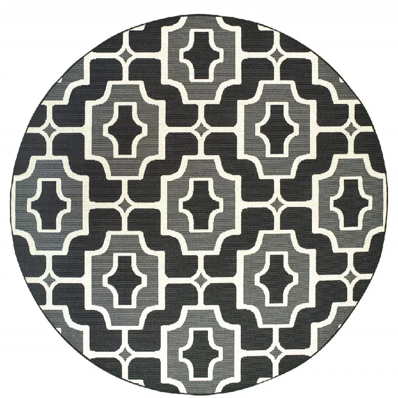 8' X 8' Round Geometric Stain Resistant Indoor / Outdoor Area Rug - Black / Gray